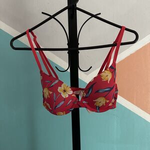 Victoria's Secret PINK Bra Women’s 32 C Red Floral Super Push Up Wear Everywhere